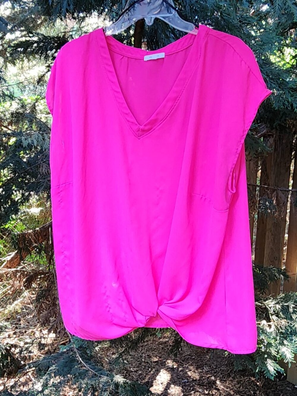 GUC Women's 1X Pleione shirt 👚 HIGHLIGHTER PINK short sleeve Boxy vneck blouse